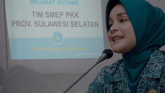 Ketua PKK Gowa Priska Paramita Adnan, memberikan sambutan saat menerima kunjungan Tim Supervisi Monitoring Evaluasi dan Pelaporan (SMEP) PKK Provinsi Sulawesi Selatan, Kamis (02/12/2021).