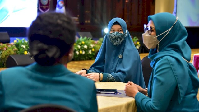 Plt Ketua PKK Sulsel Naoemi aoctarina, menghadiri Rapat Koordinasi Nasional PKK,di Hotel Bidakara Jakarta, Jumat, (10/12/2021).