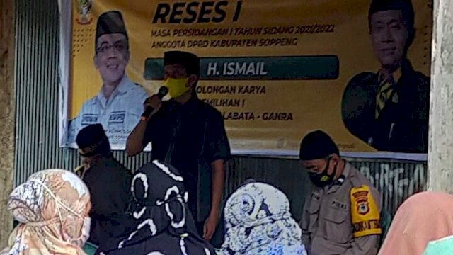 Anggota DPRD Soppeng H.Ismail H.Cedang, menggelar Reses atau serap Aspirasi Masyarakat, di Desa Maccile, Kecamatan Lalabata, Sabtu (11/12/2021).