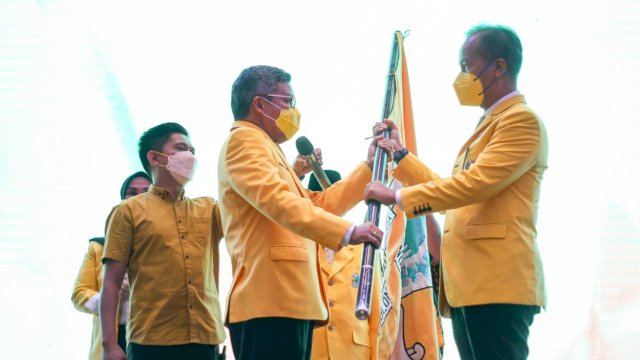 Momen pelantikan pengurus DPD I Partai Golkar Sulsel oleh DPP Partai Golkar di Hotel Four Point by Sheraton, Makassar, Kamis (9/12/2021).