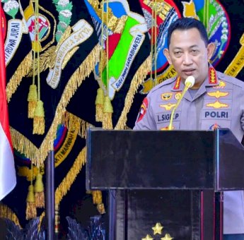 Hadiri Penyerahan Bantuan Pendidikan Putra-Putri Polri dari BUMN, Jenderal Sigit: Wujudkan SDM Unggul