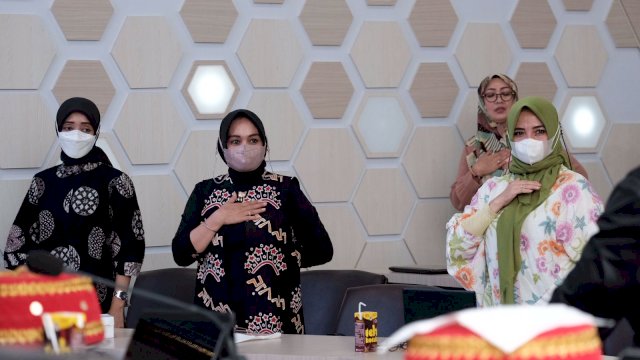 Pengurus PKK Gowa Didorong Tingkatkan Public Speaking