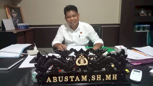 Kasat Reskrim polres Sinjai, Iptu Abustam.