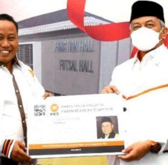 Terjun ke Dunia Politik, Komedian Narji Resmi Gabung PKS