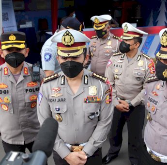 Pamatwil Korlantas Polri Tinjau Pos Pelayanan Alun-alun Kota Wisata Batu