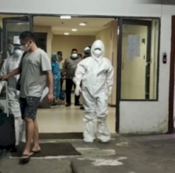 Pasien Omicron Dievakuasi dari Apartemen Green Bay Pluit Jakarta Utara