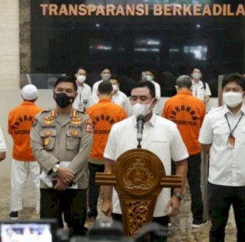 Bareskrim&nbsp; Polri Tetapkan Empat Tersangka Kasus Investasi Alkes