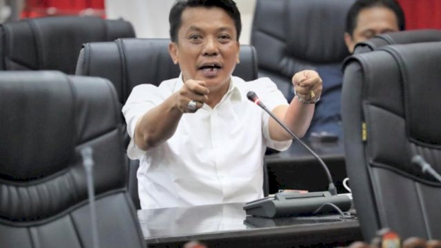 Ketua Fraksi Golkar DPRD Kota Makassar, Abdul Wahab Tahir.