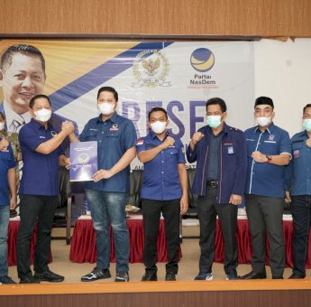 Arham Basmin Didaulat Jadi Ketua NasDem Luwu