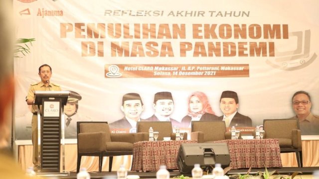 Diskusi publik refleksi akhir tahun yang digelar Sekretariat DPRD Makassar di Hotel Claro, Jl AP Pettarani, Selasa (14/12/2021).