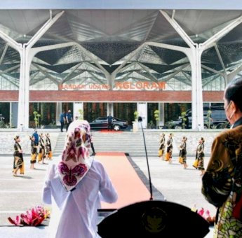 Presiden Jokowi Resmikan Bandara Ngloram di Blora Jawa Tengah