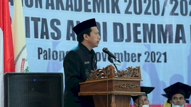 Universitas Andi Djemma (Unanda) Kota Palopo menggelar rapat senat terbuka luar biasa dalam rangka wisuda sarjana angkatan XX tahun akademik 2020/2021.