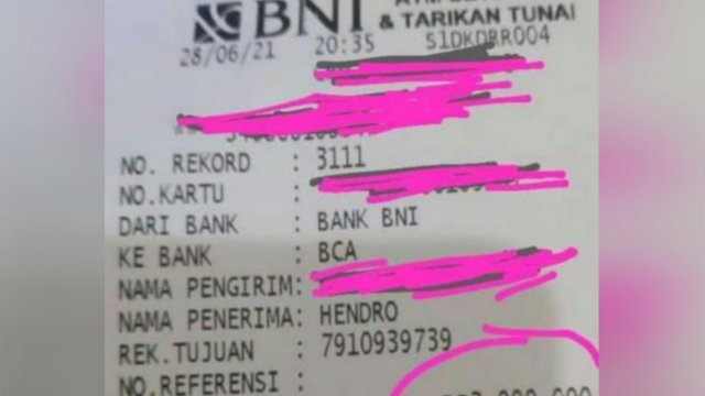 Bukti Transfer melalui ATM yang dari pihak PT. Tiran Mineral kepada oknum yang diduga melakukan pemerasan.