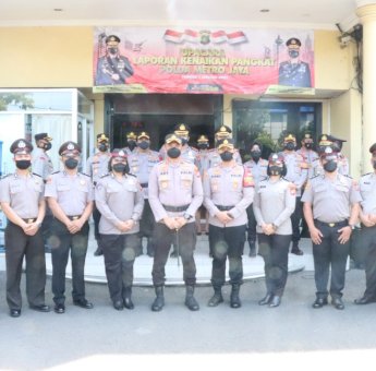138 Anggota Polres Metro Jakbar Naik Pangkat Setingkat Lebih Tinggi