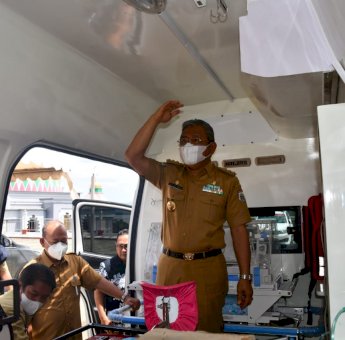 Pemprov Sulbar Siapkan Mobil Ambulance Kebidanan Covid-19