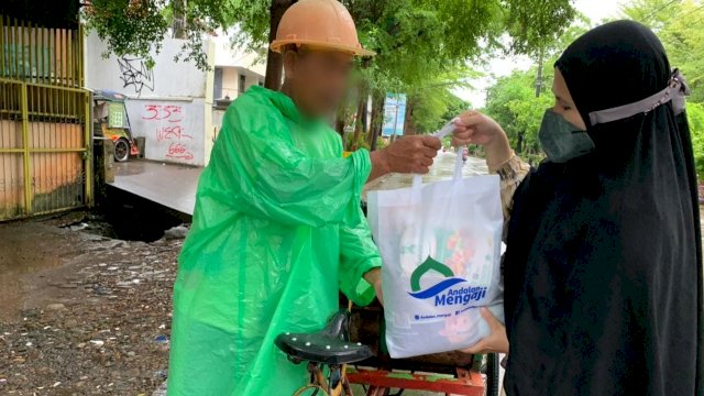 Berbagi di Awal Tahun, Andalan Mengaji Bagikan Paket Sembako