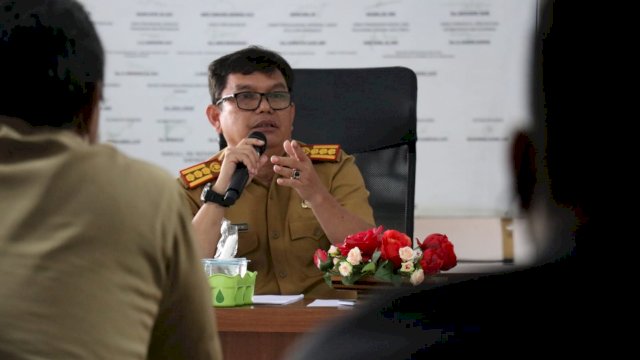 Kepala Dinas Kominfo-SP Kabupaten Luwu Timur, Hamris Darwis.