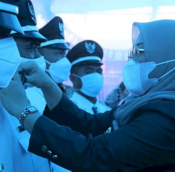 Lantik Lima Kades di Sampaga, Bupati Mamuju: Lupakan Perbedaan Saat Pilkades