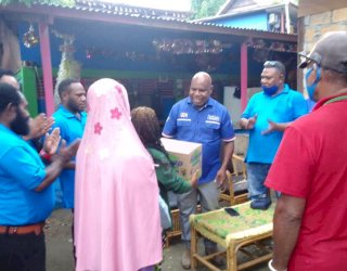 Partai PAN Gerak Cepat Bantu Korban Banjir Jayapura, UGW: Semoga Bermanfaat Untuk Saudara Kita