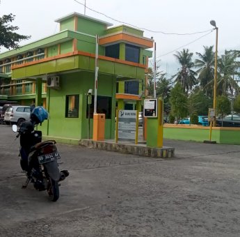 Direktur RSUD Sinjai: Tiga Tahun Palang Parkir Otomatis tidak Berfungsi
