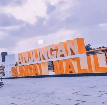 Sudah di PHO dan Launching, Anjungan Sungai Malili Belum Sepenuhnya Rampung