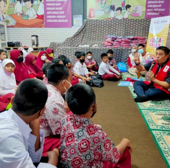 Ketua PMI Makassar Edukasi Murid SD Pentingnya Kesiapsiagaan Bencana Sejak Dini