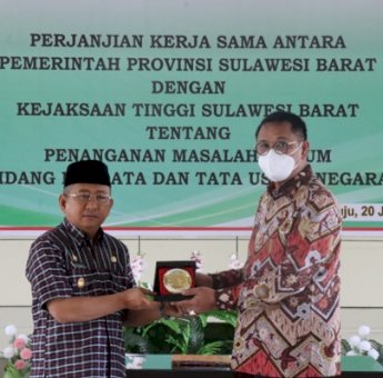 Pemprov dan Kejati Sulbar Gelar MoU Penanganan Masalah Hukum Bidang Perdata dan TUN