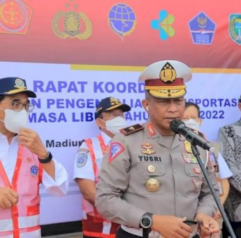 Peralihan Plat Kendaraan Hitam ke Putih Berteknologi Chip Banyak Manfaatnya