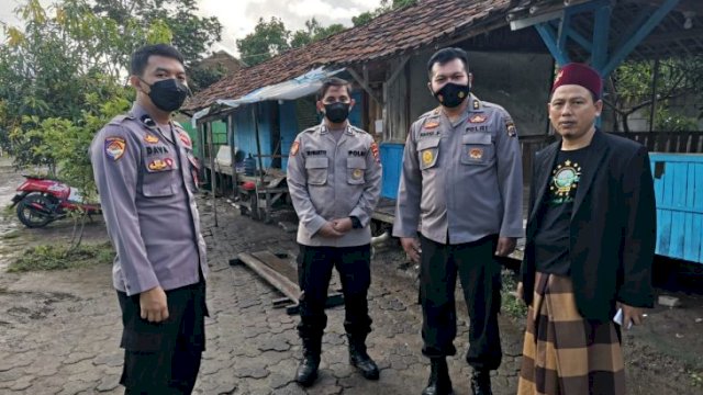Kabagrenprogar Rorena Polda Banten AKBP Farid Firdaus bersama anggota kunjungi Ponpes Raudhatul Quran Al Mubaroq, Jumat (21/1/2022).
