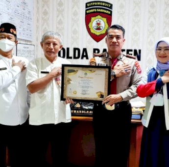 Berprestasi, Dirpamobvit Polda Banten Dapat Penghargaan Dari Dinas Pariwisata