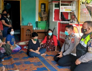 Polres Cilegon Kunjungi Rumah Korban Laka Lantas di Balikpapan