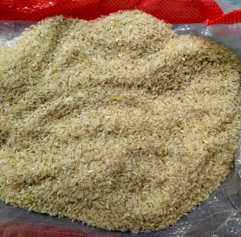 Beredar Beras Kuning BPNT di Bulukumba, Agen Salahkan Supplier