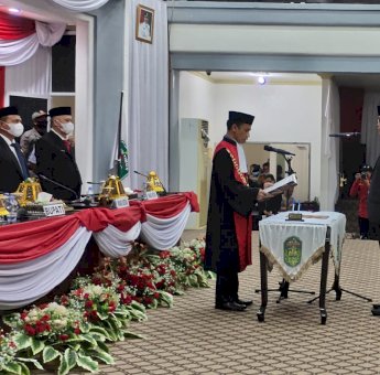 Gantikan Amran Syam, Aripin Resmi Jabat Ketua DPRD Luwu Timur