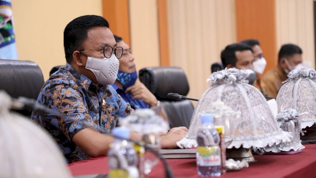 Bupati Bantaeng, Ilham Azikin saat membuka Forum Konsultasi Publik RKPD di ruang pola kantor Bupati, Kamis (27/1/2022). (ISTIMEWA)