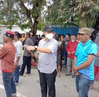 Wabup Edy Manaf Kunjungi Korban Kebakaran