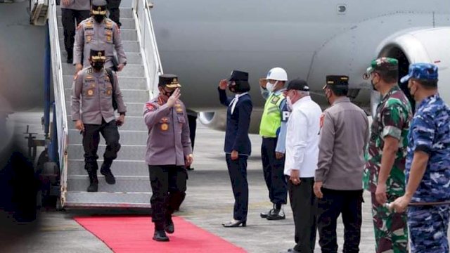 Forkopimda Kaltim Menyambut Langsung Kunjungi Kapolri Jenderal Listyo Sigit Prabowo, Sabtu (29/01/2022).