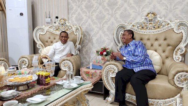 Bupati Wajo Amran Mahmud, menerima Wakil Wali Kota Palopo Rahmat Masri Bandaso (RMB), di Rumah Jabatannya, Minggu (30/01/2022).