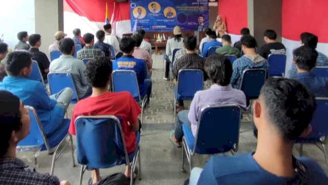 PMII Nusantara saat menggelar Dialog Refleksi Akhir Tahun: "Kepemimpinan Jokowi, Indonesia Maju atau Mundur?" di Sekretariat PB PMII, Kamis (30/12/2021)