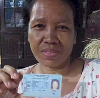 Hanya Numpang di Rumah Ponakan, Warga Wajo Ini Dapat Rumah dari NasDem Sulsel