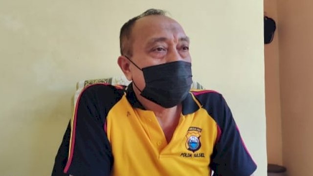 Kapolsek Bulukumpa Polres Bulukumba, AKP Aris.