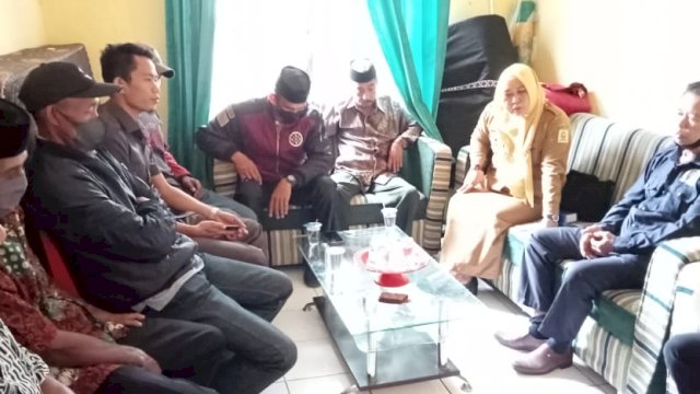 Pembahasan Polemik Dusun Sapuberu, Desa Pasimarannu, Kecamatan Sinjai Timur, Kabupaten Sinjai.