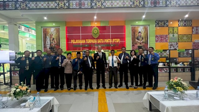 PN Samarinda saat memperkenalkan PTSP usai diperbarui. (Istimewa)