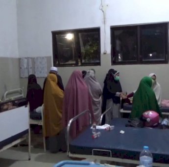 Diduga Keracunan Makanan, Puluhan Santriwati Ponpes Yatama Gowa Dilarikan ke Rumah Sakit