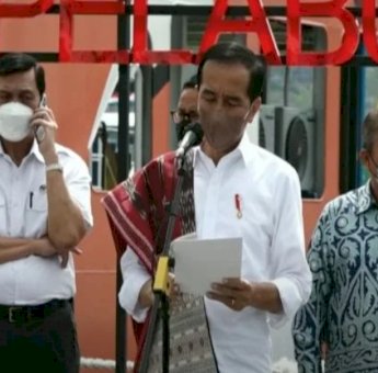 Ini Penjelasan Jubir Luhut, Terkait Video Viral Terima Telpon Saat Presiden Jokowi Pidato