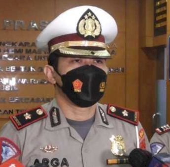 Terpeleset, Calon Penumpang Transjakarta Meninggal Dunia Terlindas Bus