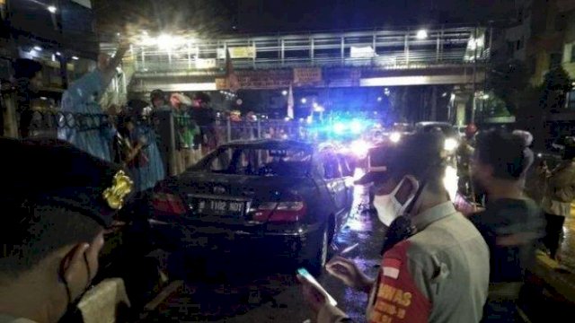 Kecelakaan di pasar Senen, Jakarta Pusat pada Senin (07/02/2022). (Istimewa)