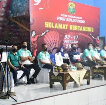 Puluhan Team Ikuti Home Tournamen PBSI Sinjai 2022
