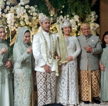 Beredar Foto Terpidana Korupsi Mantan Bupati Kutim dan Istri Hadiri Acara Pernikahan Anaknya