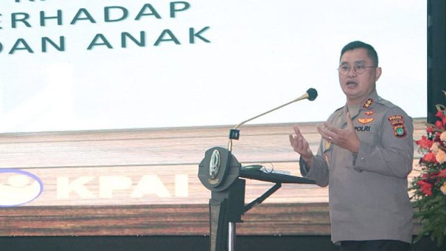 Kapolda Metro Jaya Saat Peluncuran Buku Panduan Penanganan Kasus Perempuan dan Anak, Senin (15/02/2022). (Foto Humas Polda Metro Jaya)