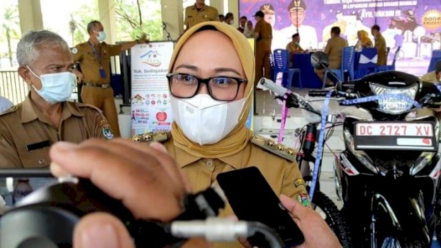 Bupati Mamuju Hj. Sitti Sutinah Suhardi. (Istimewa)